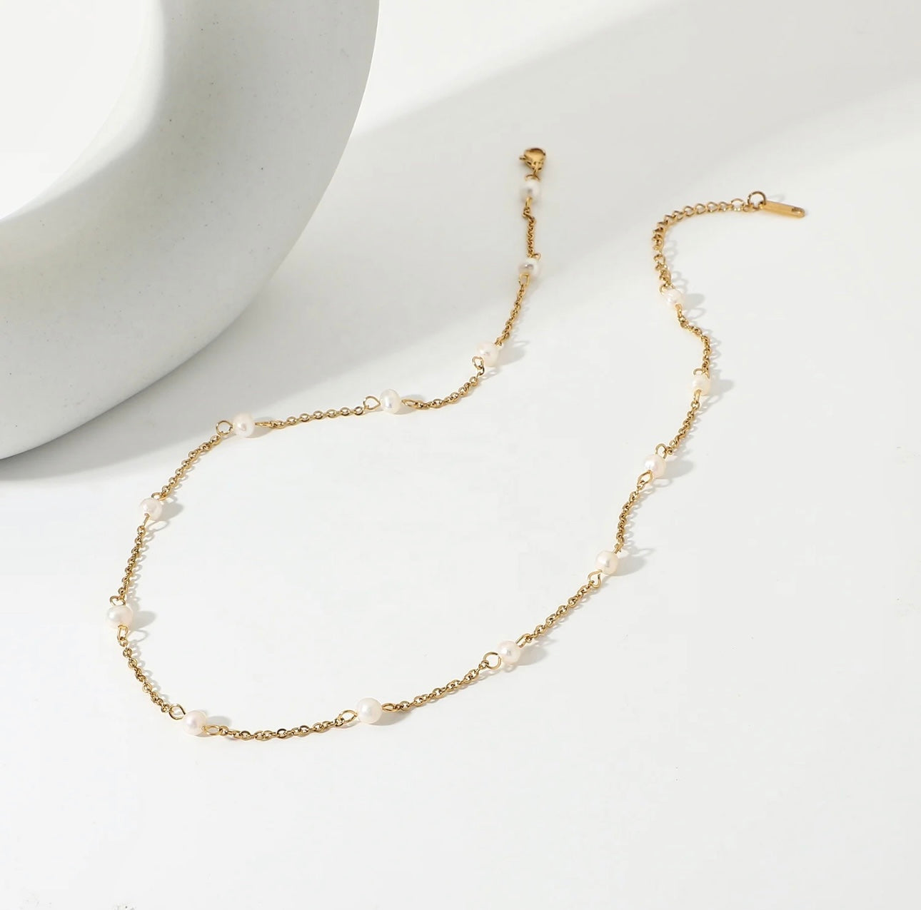 DAMSEL - 18k Gold Plated and Pearl Necklace